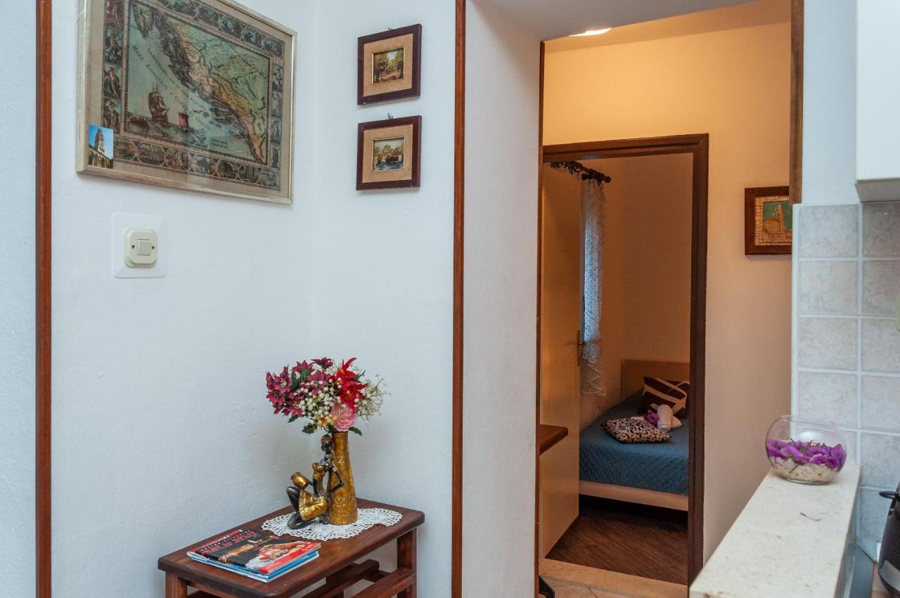 Guesthause Arbor Appartamento Spalato Esterno foto
